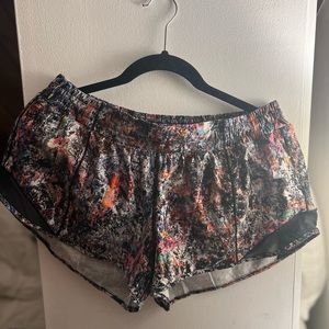 Lululemon Hotty-hot shorts size 12. 2.5 inch multi color
